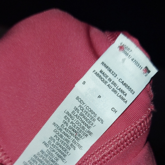 Nike Pink Swoosh Print Sport Bra - Picture 7 of 7